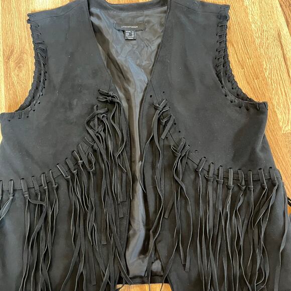 Atmosphere Black Faux Suede Fringe Vest – Boho Western Festival Style, Size 6 - Picture 6 of 13